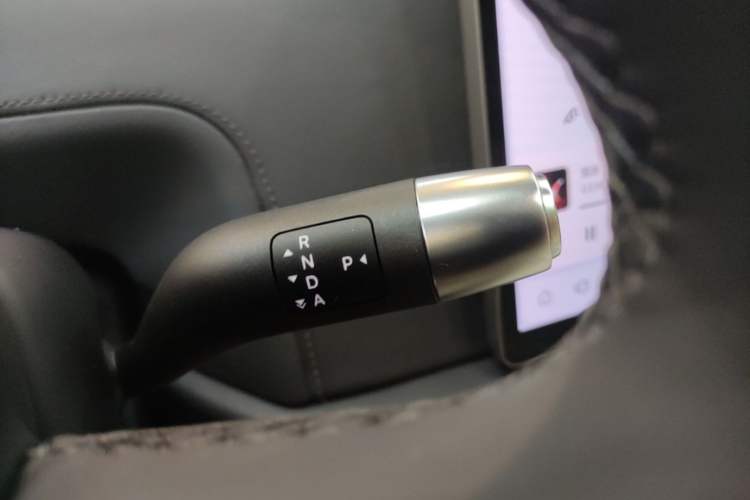 Used Li Auto L8 2023 Pro Model Gear Lever