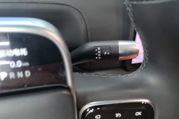 Used Li Auto L8 2023 Max model Gear Lever