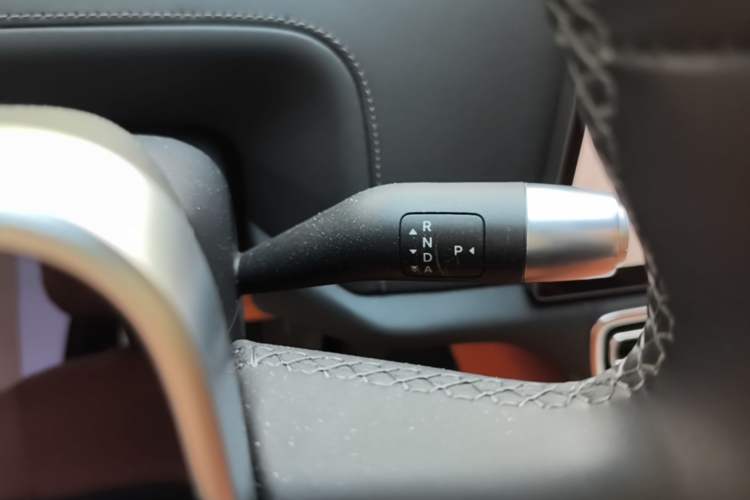 Used Li Auto L8 2023 Max model Gear Lever