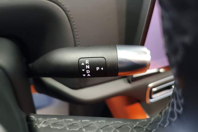 Used Li Auto L8 2023 Max model Gear Lever