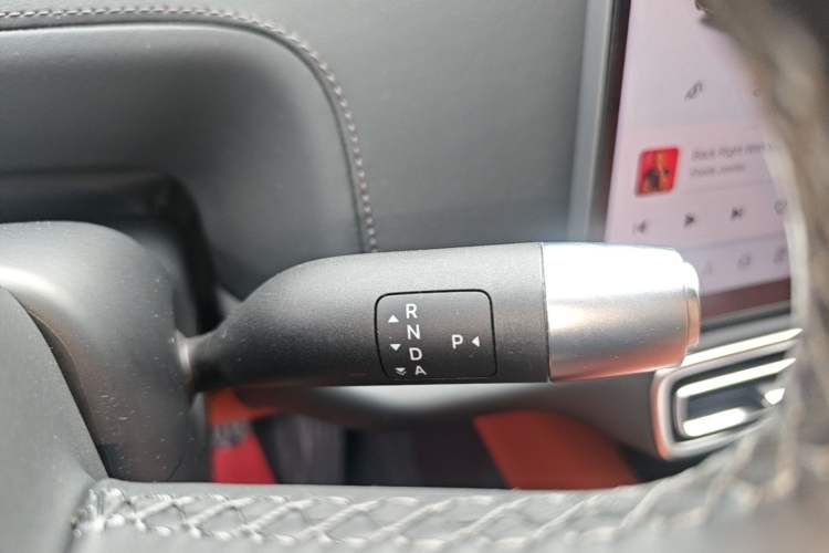 Used Li Auto L8 2023 Pro Model Gear Lever