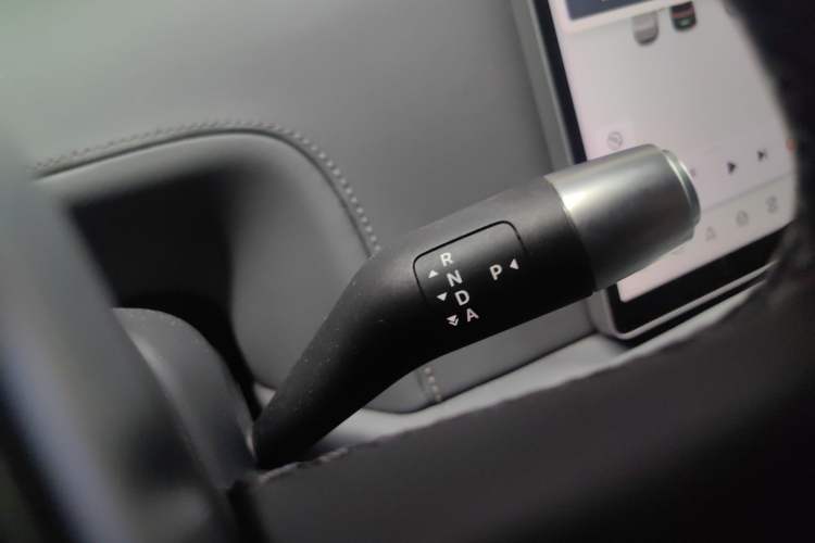 Used Li Auto L8 2023 Pro Model Gear Lever