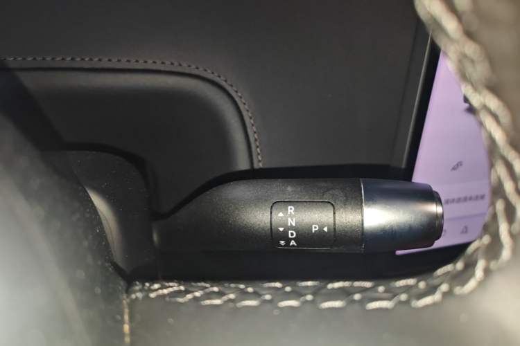 Used Li Auto L8 2023 Pro Model Gear Lever