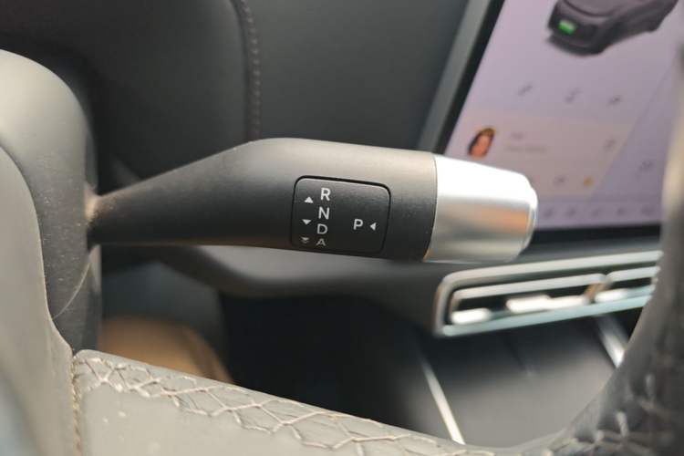 Used Li Auto L8 2023 Air model Gear Lever