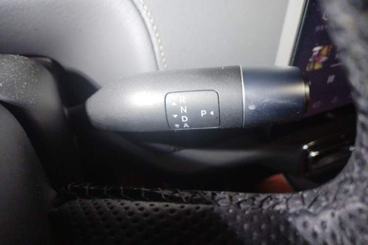 Used Li Auto L8 2023 Pro Model Gear Lever