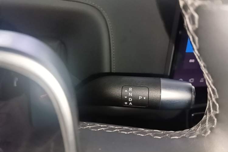 Used Li Auto L8 2023 Pro Model Gear Lever