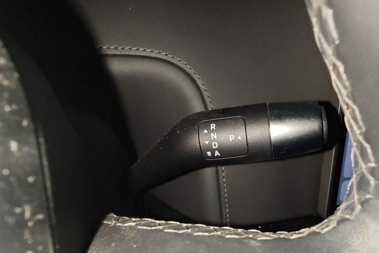 Used Li Auto L8 2023 Pro Model Gear Lever