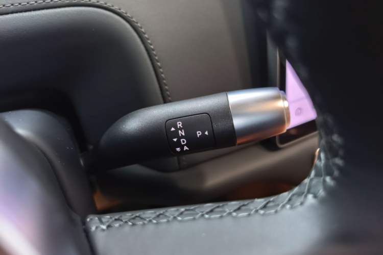Used Li Auto L8 2023 Max model Gear Lever