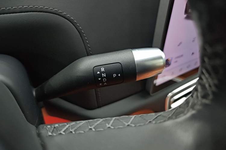 Used Li Auto L8 2023 Air model Gear Lever
