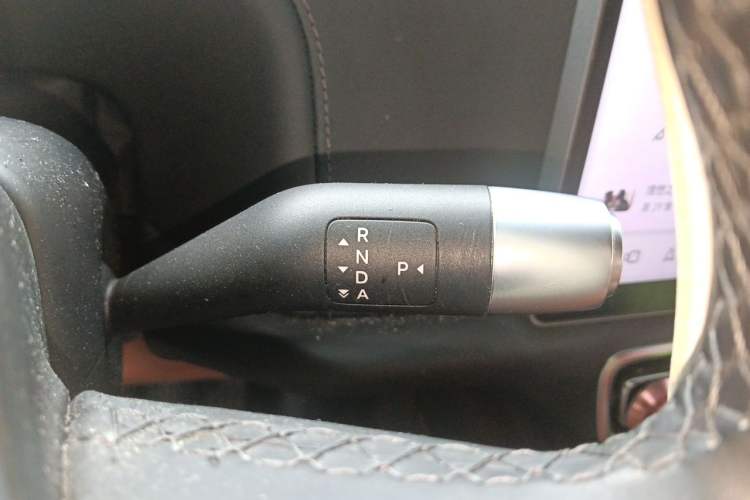 Used Li Auto L8 2023 Pro Model Gear Lever