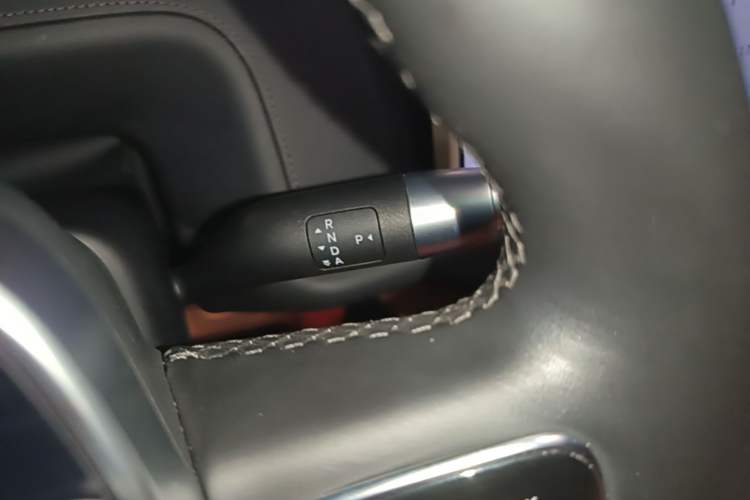 Used Li Auto L8 2023 Pro Model Gear Lever