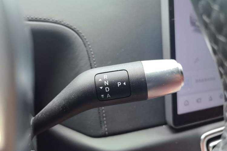 Used Li Auto L8 2023 Air model Gear Lever