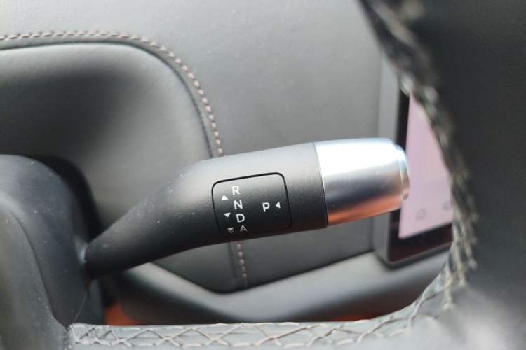 Used Li Auto L8 2023 Air model Gear Lever