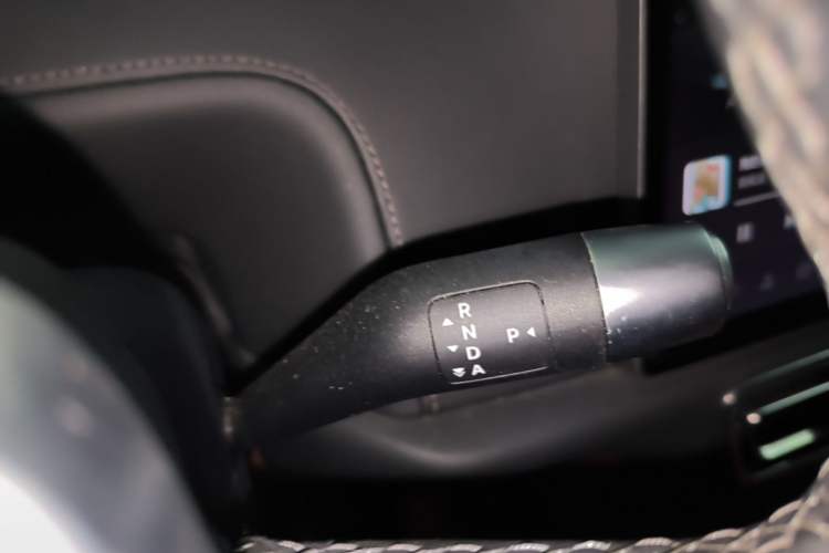 Used Li Auto L8 2023 Pro Model Gear Lever