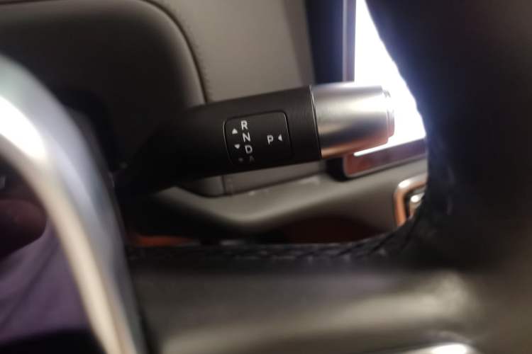 Used Li Auto L8 2023 Pro Model Gear Lever