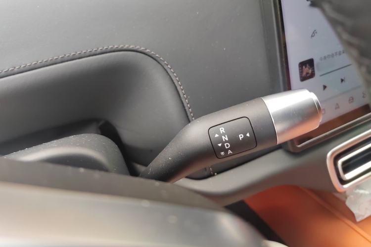 Used Li Auto L8 2023 Pro Model Gear Lever