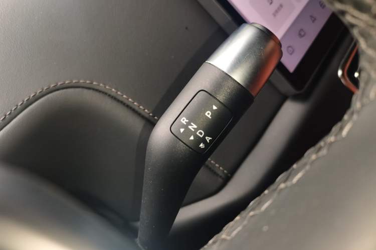 Used Li Auto L8 2023 Air model Gear Lever