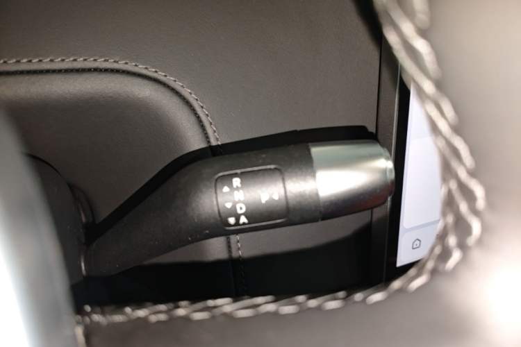 Used Li Auto L8 2023 Pro Model Gear Lever