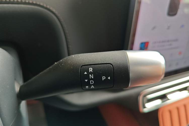 Used Li Auto L8 2023 Air model Gear Lever
