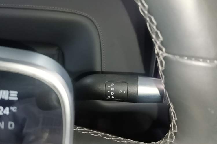 Used Li Auto L8 2023 Pro Model Gear Lever