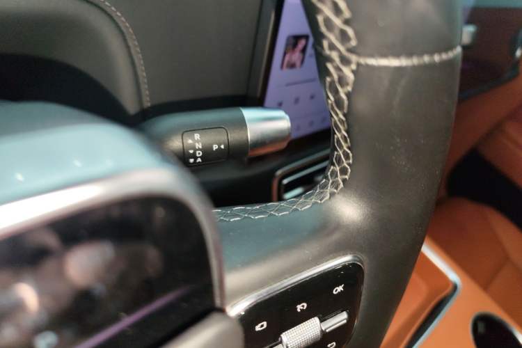 Used Li Auto L8 2023 Pro Model Gear Lever