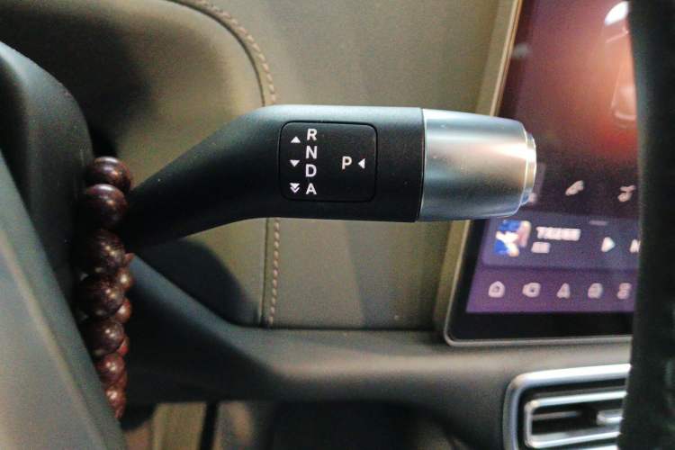 Used Li Auto L8 2023 Pro Model Gear Lever