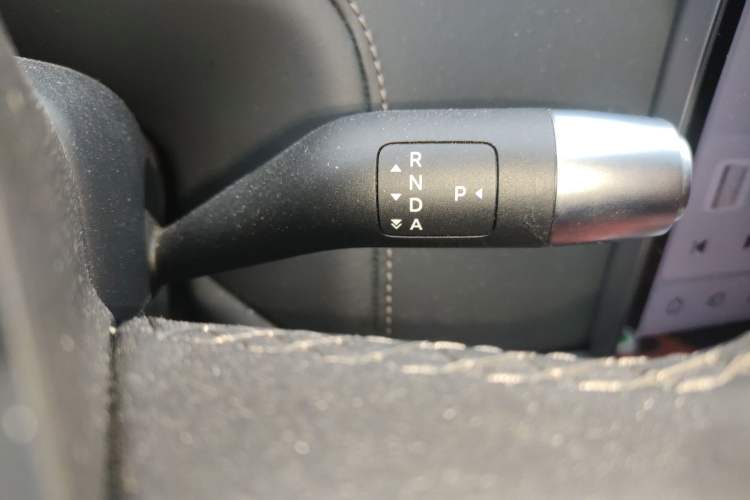 Used Li Auto L8 2023 Pro Model Gear Lever