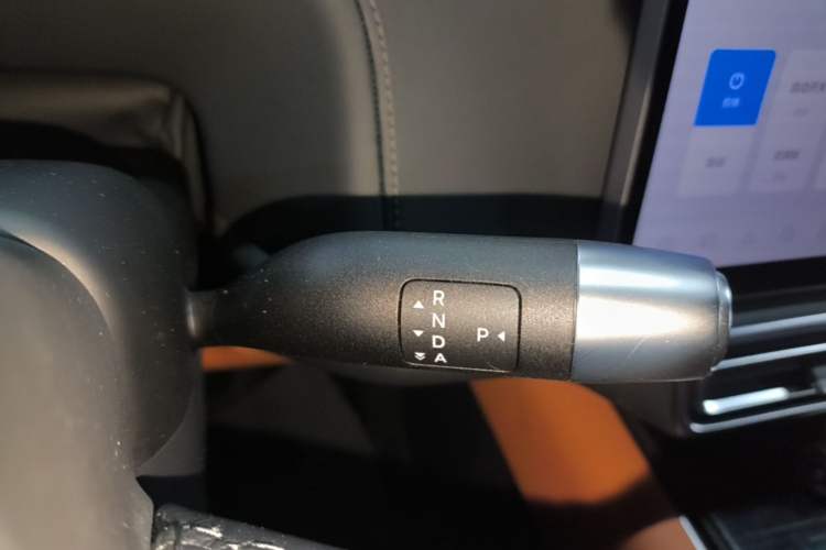 Used Li Auto L8 2023 Pro Model Gear Lever