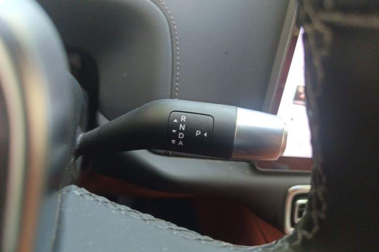 Used Li Auto L8 2023 Pro Model Gear Lever