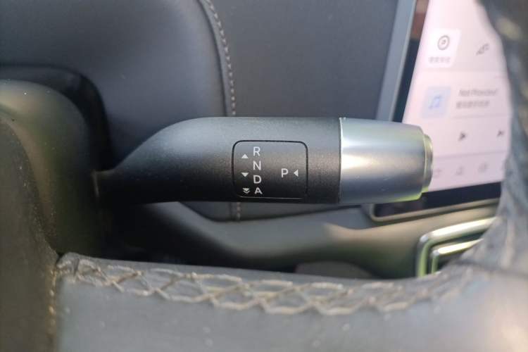 Used Li Auto L8 2023 Pro Model Gear Lever