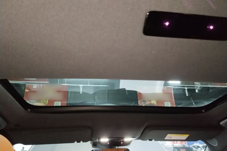 Used Li Auto L8 2023 Pro Model Headliner