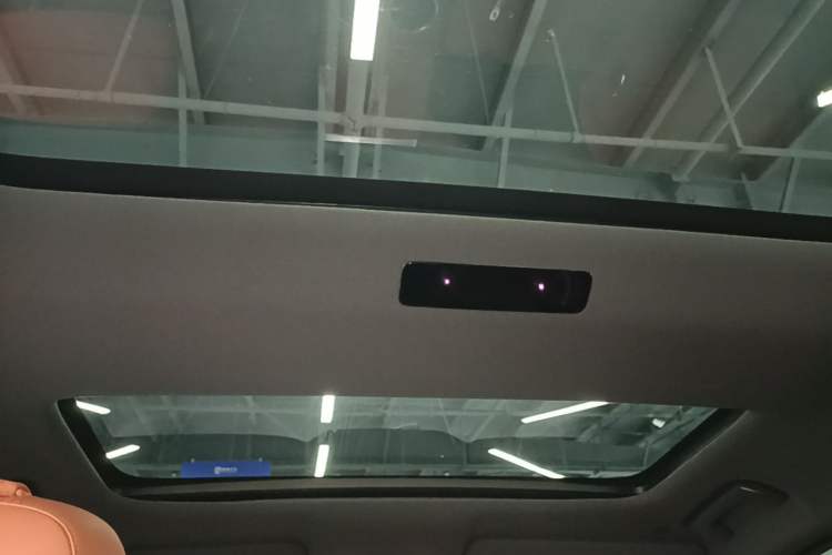 Used Li Auto L8 2023 Pro Model Headliner