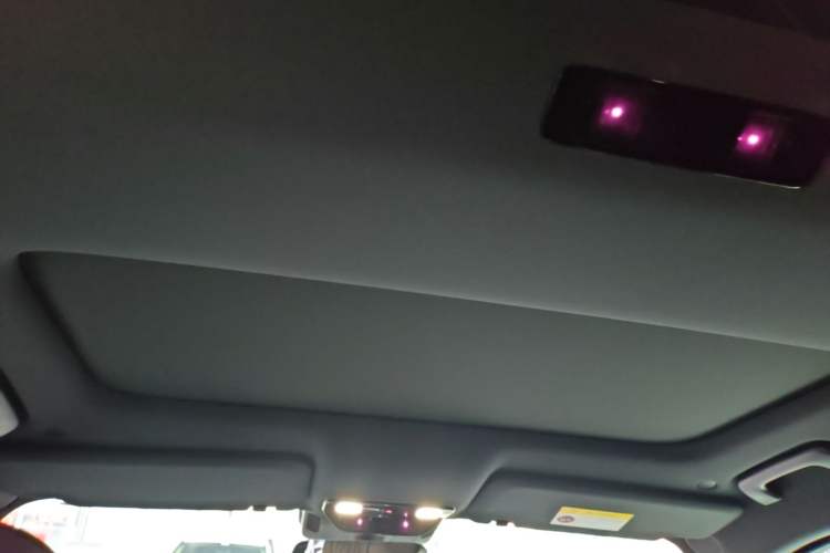 Used Li Auto L8 2023 Air model Headliner