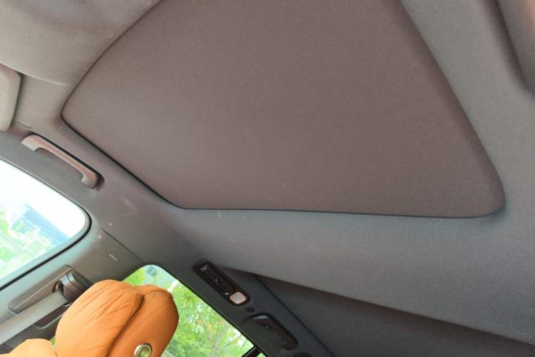 Used Li Auto L8 2023 Pro Model Headliner