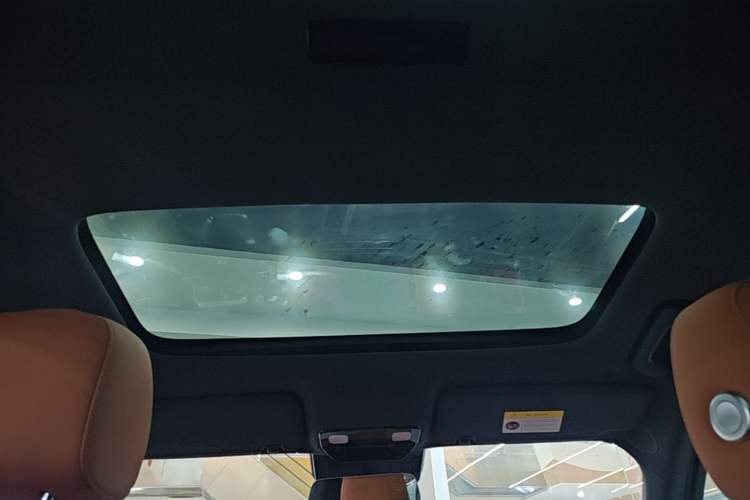 Used Li Auto L8 2023 Air model Headliner