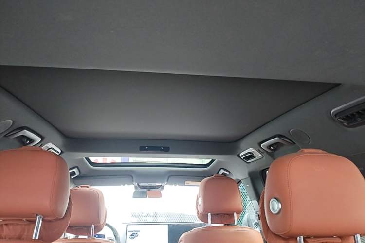 Used Li Auto L8 2023 Air model Headliner