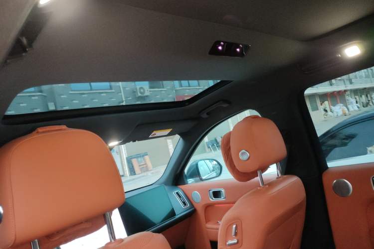 Used Li Auto L8 2023 Pro Model Headliner