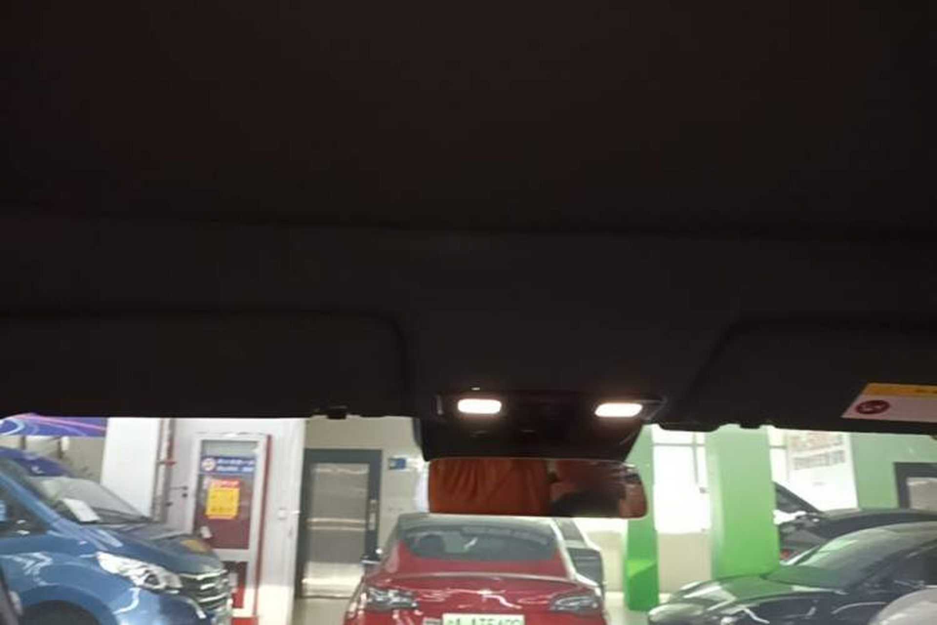 Used Li Auto L8 2023 Pro Model Headliner