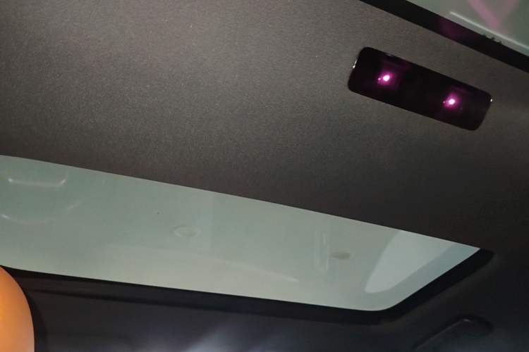 Used Li Auto L8 2023 Pro Model Headliner