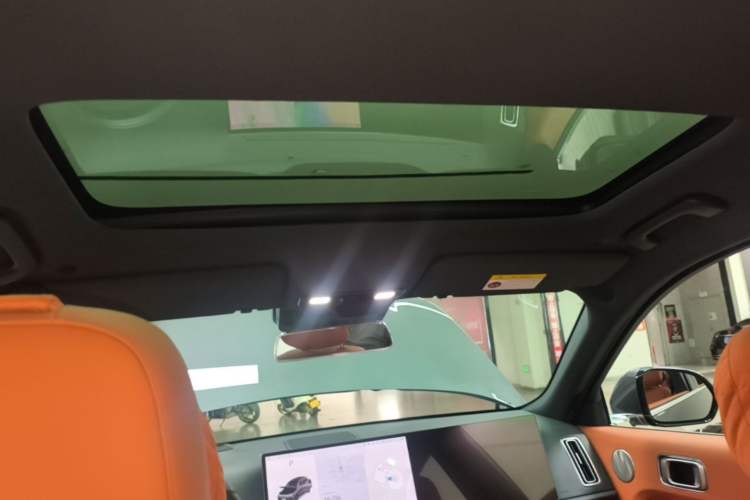 Used Li Auto L8 2023 Air model Headliner