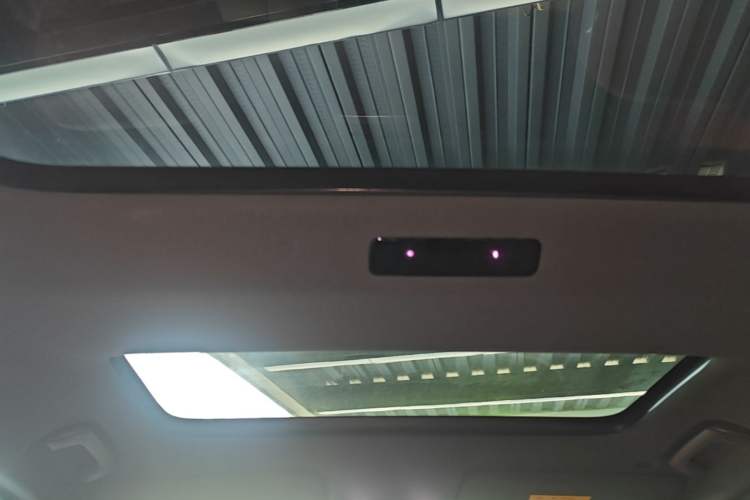 Used Li Auto L8 2023 Air model Headliner