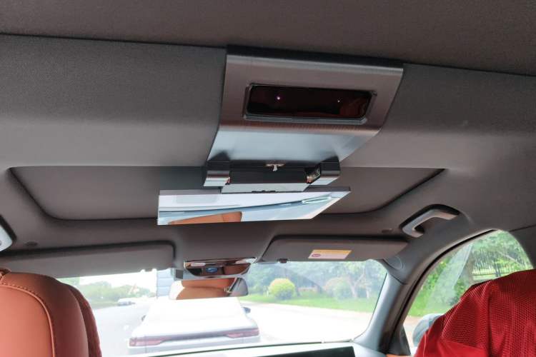 Used Li Auto L8 2023 Pro Model Headliner