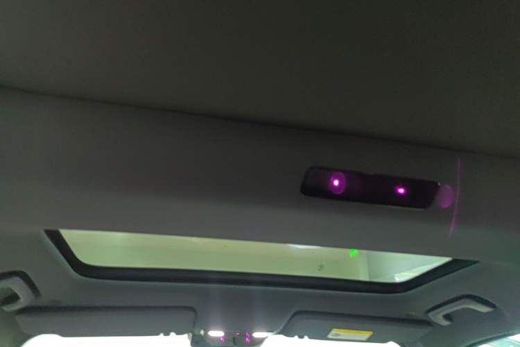 Used Li Auto L8 2023 Air model Headliner