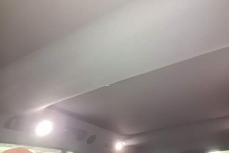Used Li Auto L8 2023 Pro Model Headliner