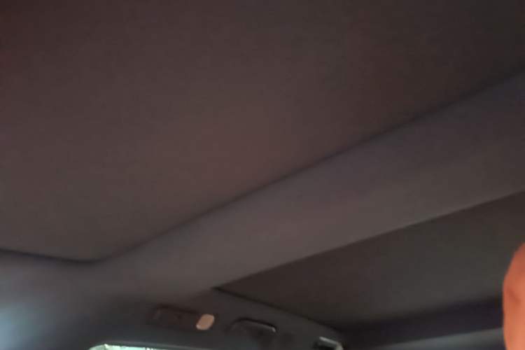 Used Li Auto L8 2023 Pro Model Headliner