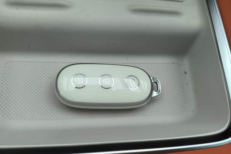 Used Li Auto L8 2023 Max model Interior 1