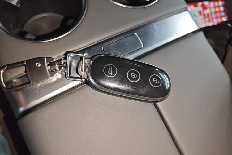 Used Li Auto L8 2023 Pro Model Interior 1