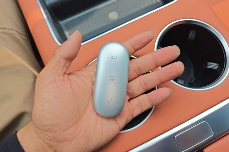 Used Li Auto L8 2023 Air model Interior 1