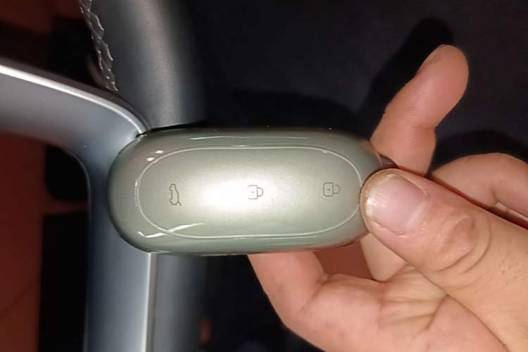 Used Li Auto L8 2023 Air model Interior 1