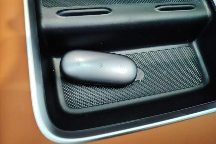 Used Li Auto L8 2023 Pro Model Interior 1
